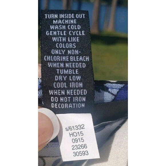 INC Blouse Women S Blue Paisley Sheer Sequins 3/4 Sleeves V Neck w/Camisole - Picture 9 of 16